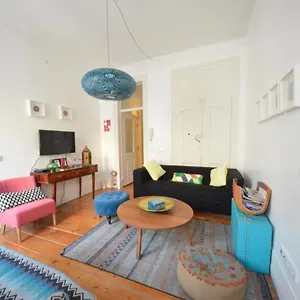 https://the-color-suites-rooms.hotels-lisbon-portugal.com