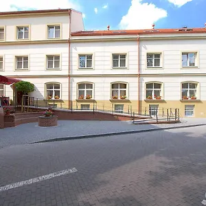 Ostruvek Hotel Praga